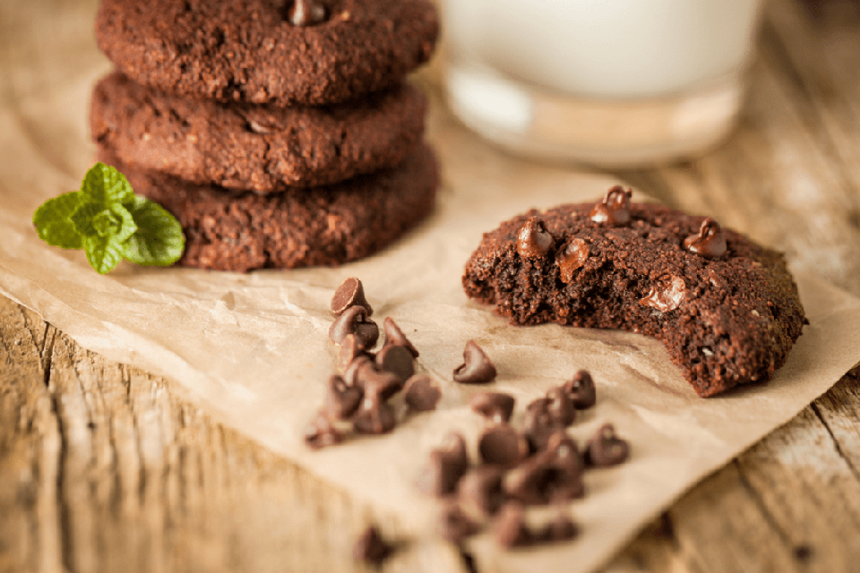 Receita de cookie brownie de chocolate Costa e Fio
